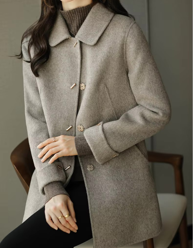 NOBLETTE - WARM AND ELEGANT COAT 2