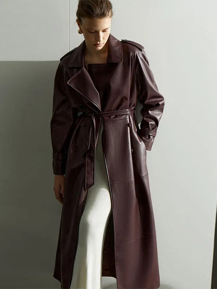 Valora - Elegant Women's Leather Coat