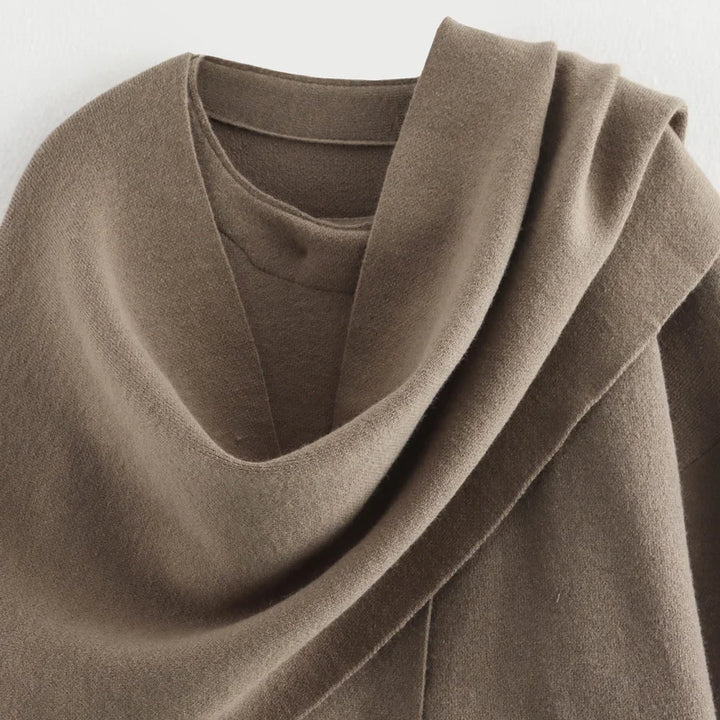 L'essence drapée - sculpted draped coat